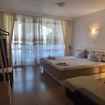 Atia Apartamento Chernomorets