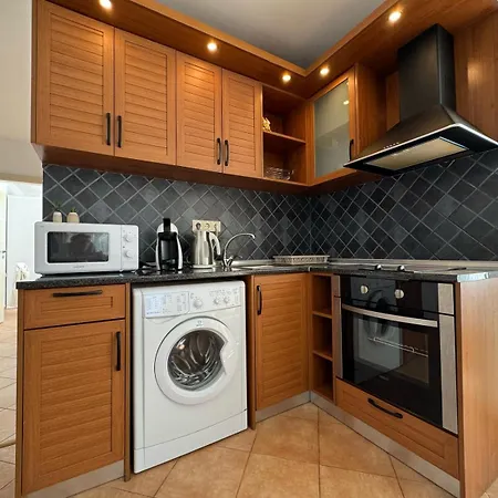 Atia Apartman *