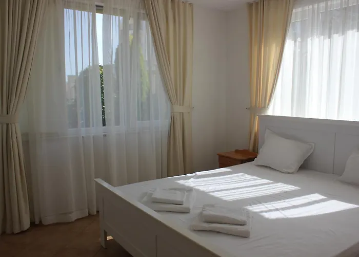 公寓 Atia 切尔诺莫雷茨