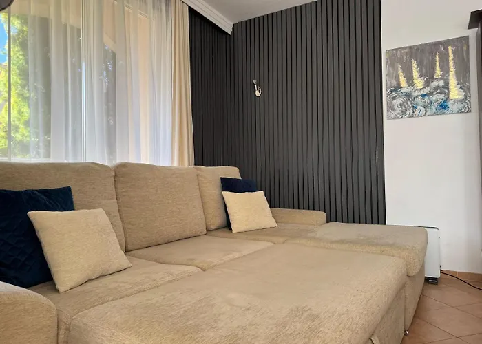 公寓 Atia 切尔诺莫雷茨