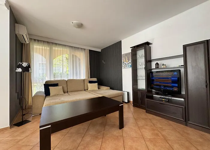 公寓 Atia 切尔诺莫雷茨